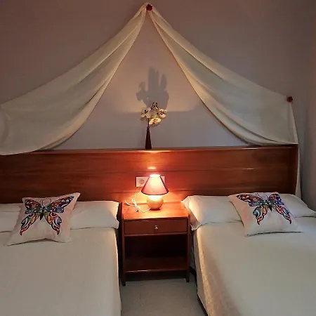 Hotel La Barca *